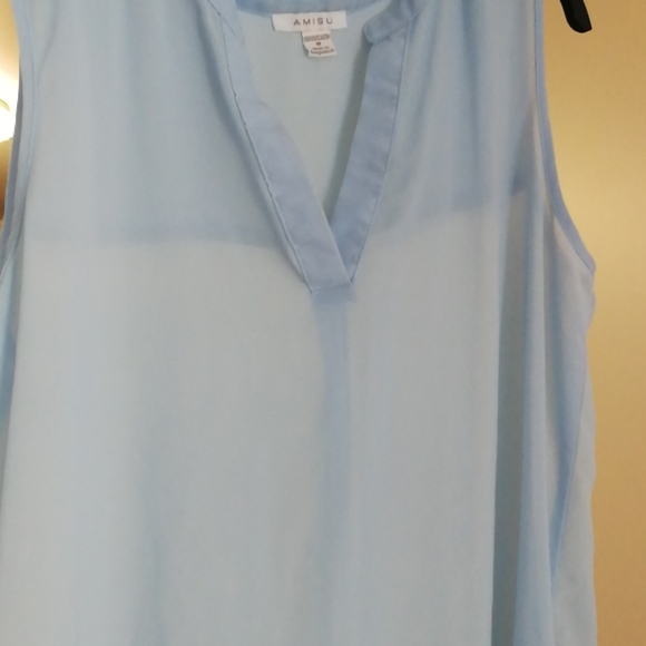 Top - Picture 2 of 2